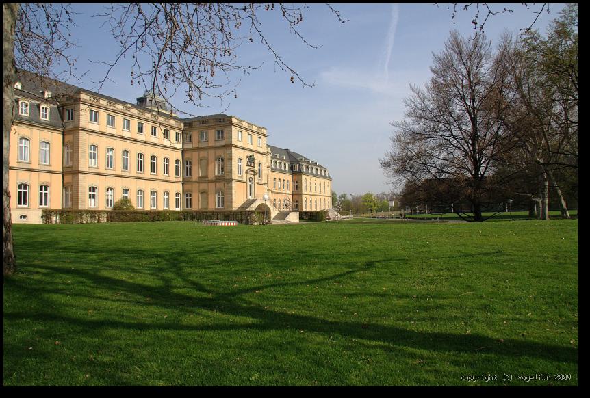 Neues Schloss - Ostseite